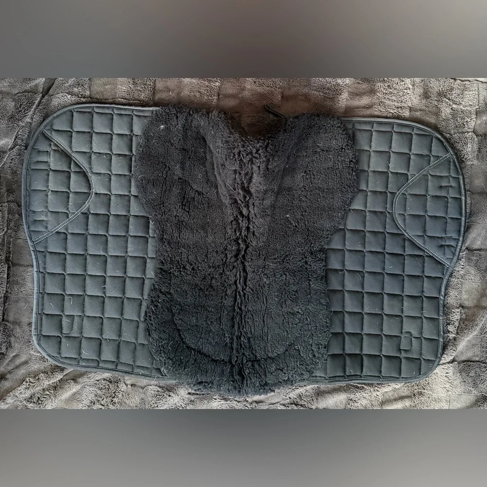 Premier Equine Capella Signature Dressage saddle pad Black comes w/original bag - Picture 5 of 14